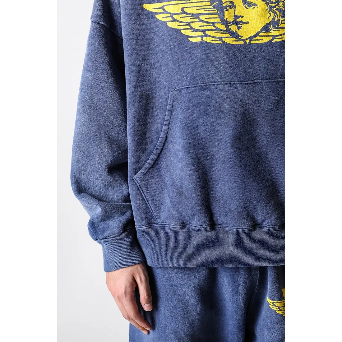 SAINT M×××××× ANGEL HOODIE/NAVY Angel Reborn Blue Hoodie Washed Blue S-XL Assute Garment Dyeing Full Clothes Water Fading Mud Dyeing Dirty Distress New Vintage Ceiling God Tailoring Original Super Loose Fit Customized Original Accessories God-level Print Restoration